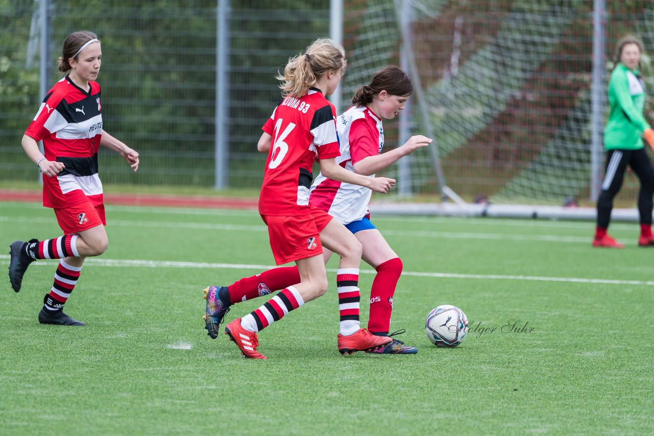 Bild 240 - wCJ Altona 93 - Rahlstedt : Ergebnis: 3:0